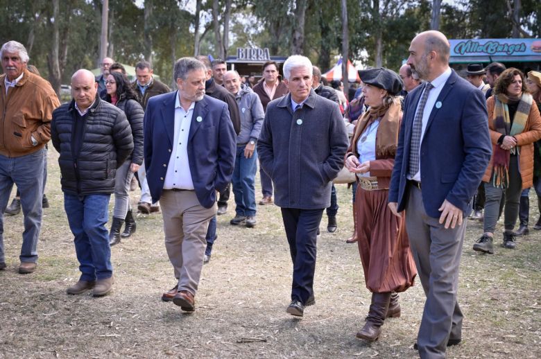 El Gobernador fue un invitado especial a la 43° Fiesta del Ternero en la Rural