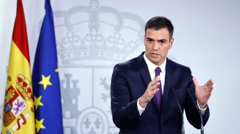 Pedro Sánchez volvió a embestir contra Javier Milei: "Las motosierras son amenazas"