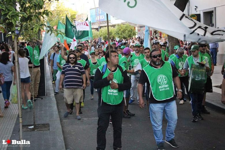 Crece la bronca social: ATE rechazó el aumento de Poggi