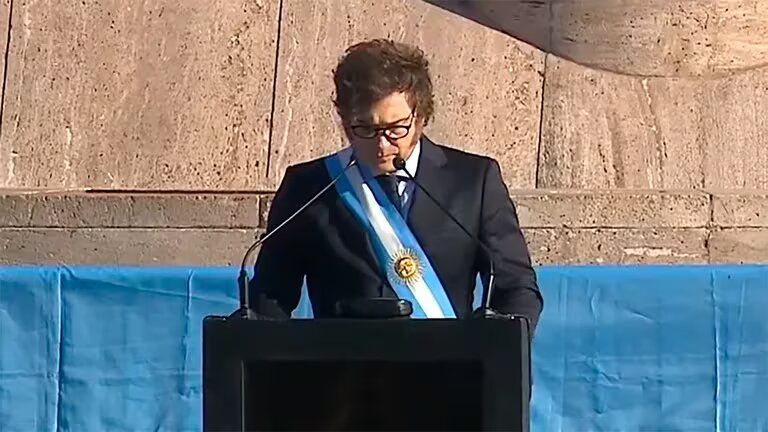 Milei convocó a ex presidentes, gobernadores, jueces de la Corte, empresarios y gremialistas a firmar el Pacto de Mayo el 9 de Julio