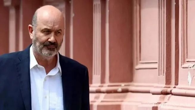 Con el mandato de liberar la economía, finalmente asume Sturzenegger como ministro