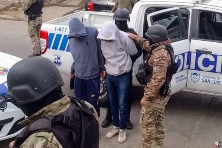 Detuvieron a cuatro hombres por distintos ilícitos