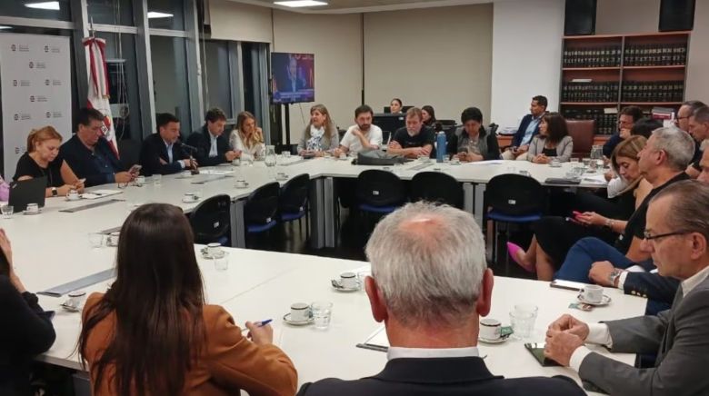 Máxima tensión en el bloque de la UCR: pedidos de expulsión y chicanas cruzadas por el liderazgo