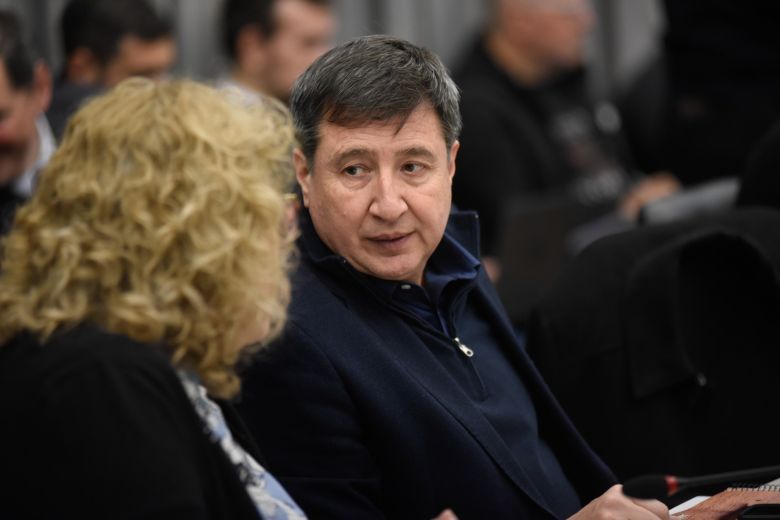 "Hay un fenómeno de implosión social"