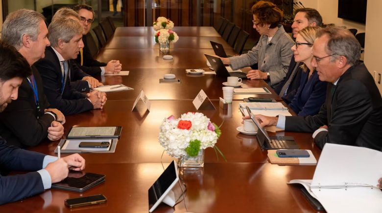 El Banco Mundial anunció que enviará US$2000 millones a la Argentina para proyectos sociales y de educación