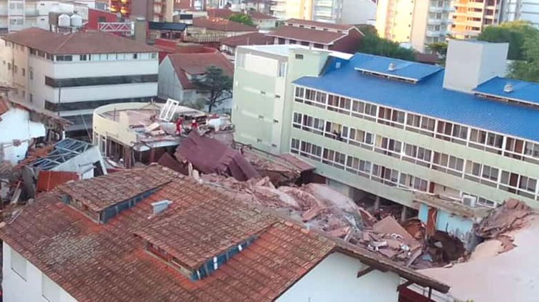 Villa Gesell: Se produjo un trágico derrumbe de un hotel 