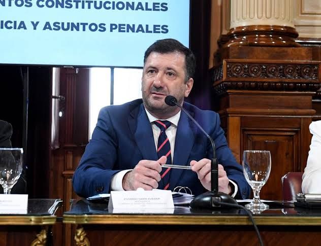 Expulsaron al senador Edgardo Kueider tras el escándalo de los dólares en Paraguay