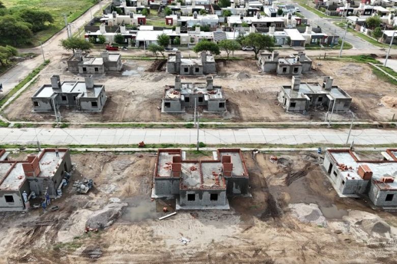 El Gobierno construye 1500 viviendas en distintos puntos de la provincia 