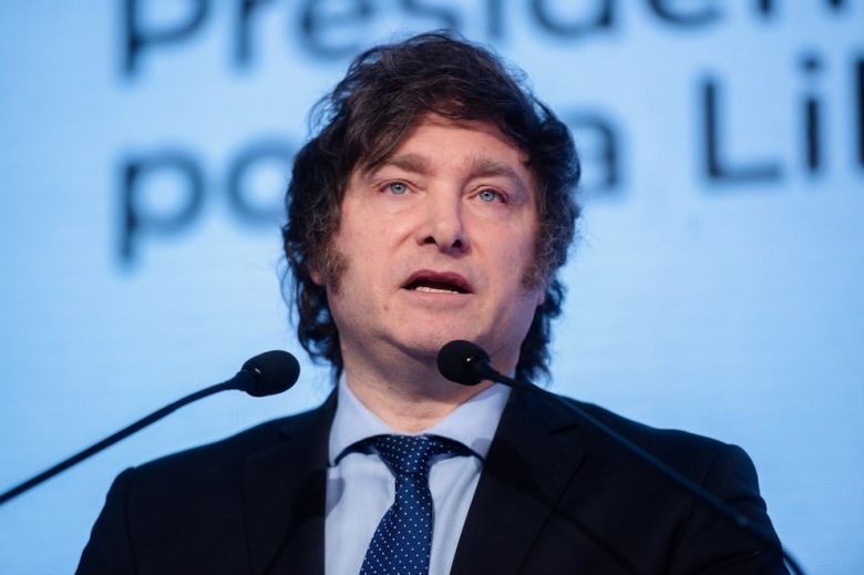 Milei firmará un nuevo DNU para achicar el Estado