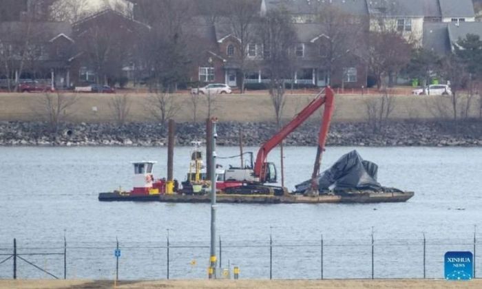 Recuperan los cuerpos de las 67 víctimas de la tragedia aérea en Washington