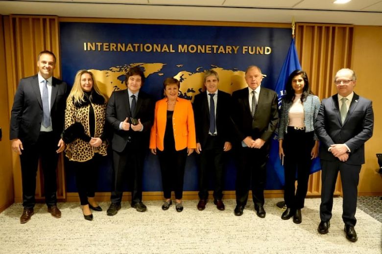 El Gobierno discute aprobar a través de un DNU el acuerdo con el FMI