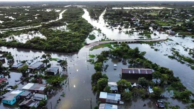 Temporal en Bahía Blanca: el Gobierno decretó tres días de duelo nacional y anunció que enviará $10.000 millones