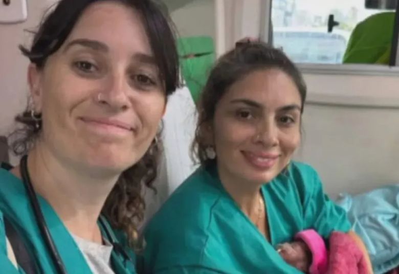 El estremecedor relato de una de las enfermeras que rescató a los bebés recién nacidos en el hospital inundado de Bahía Blanca