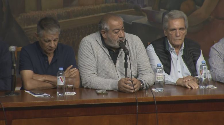 La CGT dijo que el paro tuvo un “éxito rotundo” y advirtió que podría hacer más medidas de fuerza