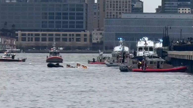 Tragedia en Nueva York: un helicóptero se estrelló en el río Hudson y hay 6 muertos