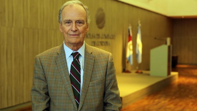 "Estamos transitando un proceso correcto de regulación de la economía"