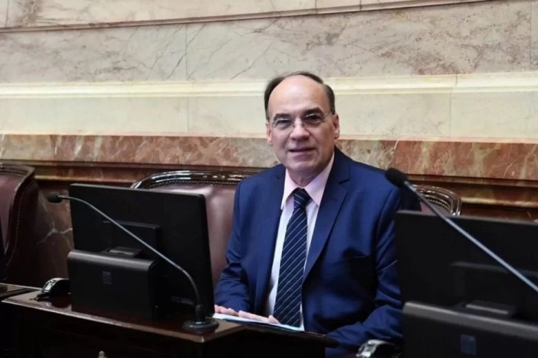 Ficha Blanca: "Esta ley no tiene nombre ni apellido"