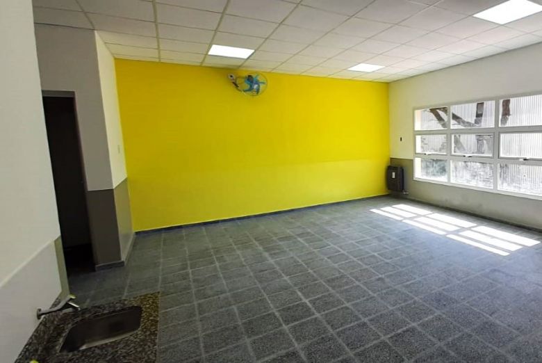 Carpintería: la nueva sala de 3 años de la escuela ‘Provincia de Jujuy’ ya supera el 86% de avance