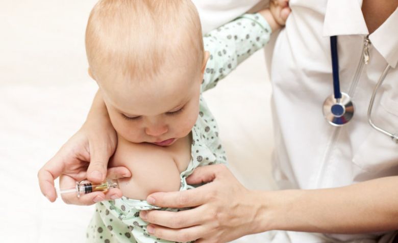 La baja cobertura de vacunación es una grave amenaza ante la Meningitis