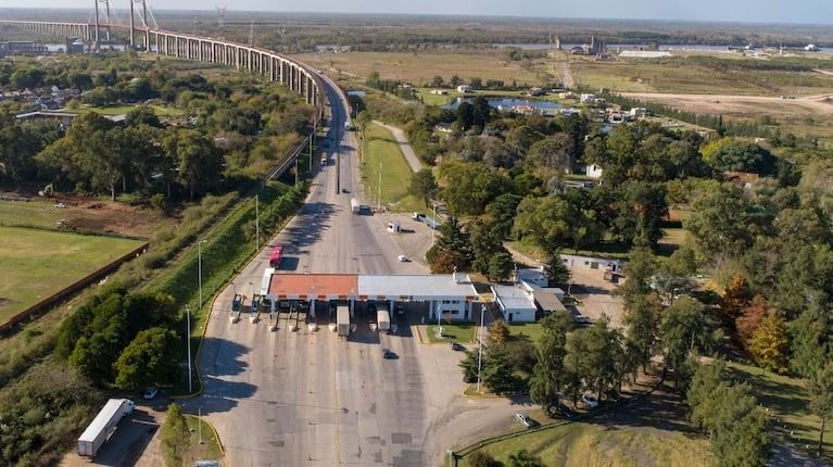 El Gobierno recibió siete ofertas para privatizar las rutas del Mercosur