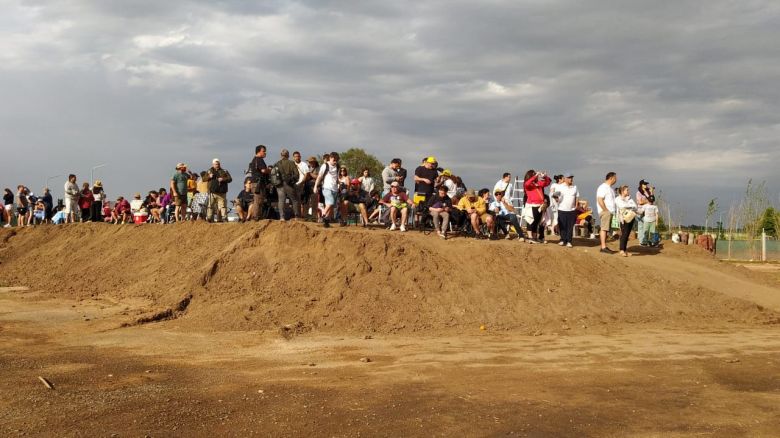 LV16 y todo el Grupo Apolo esperando a Milei y a los F-16