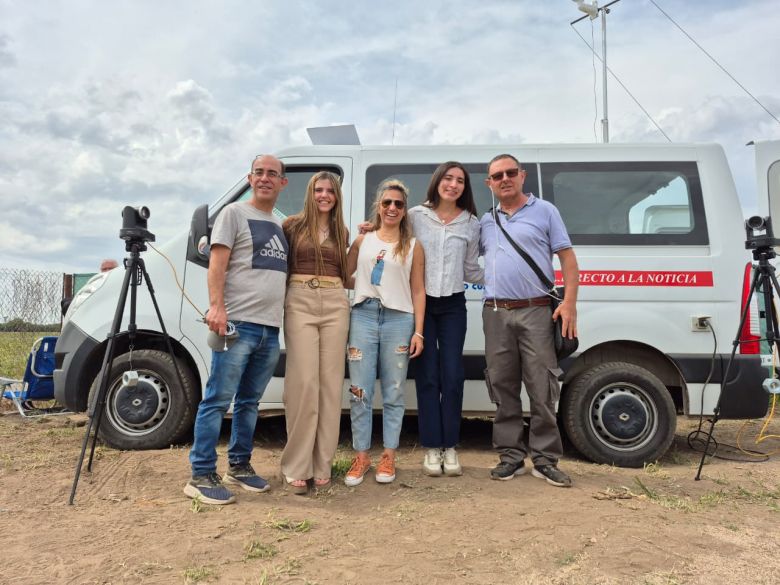 Todas las imágenes del acto oficial por los F-16