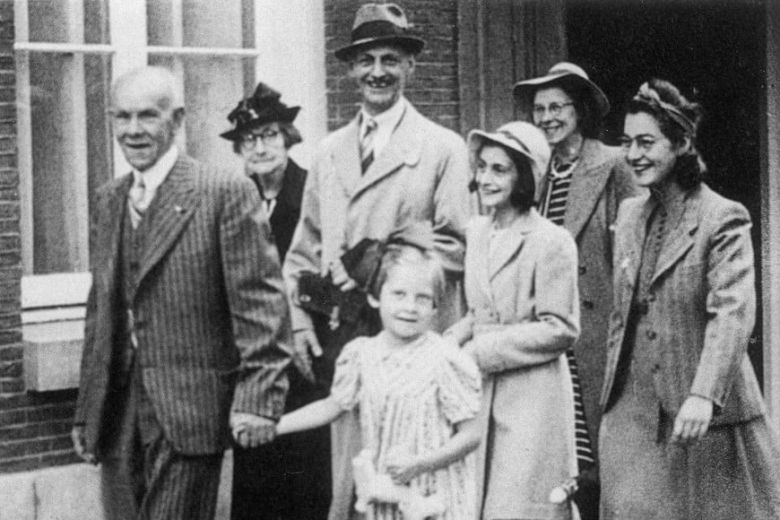 Muri&oacute; Eva Schloss, hermanastra de Ana Frank y sobreviviente de Auschwitz