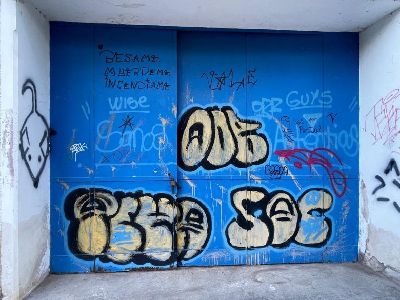 Reacondicionan las rejas de seguridad en el perilago del dique Cruz de Piedra