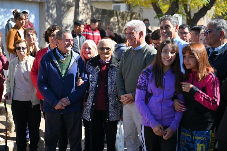 Inauguraron refacciones viales y renovaron el alumbrado del barrio San Mart&iacute;n Anexo
