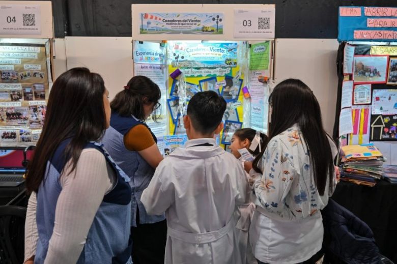 La Feria Nacional vivi&oacute; la segunda jornada entre ciencia, arte, matem&aacute;tica y aprendizajes