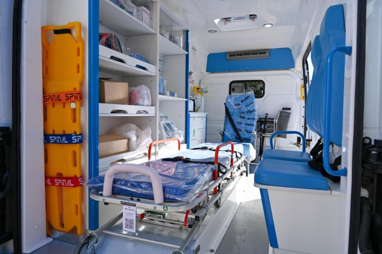 La Provincia ya entregó 40 nuevas ambulancias