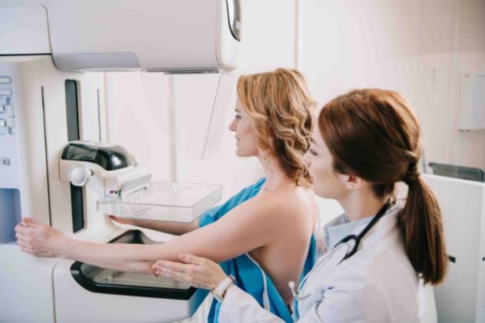 Octubre Rosa: "La mamografía no es una práctica dolorosa"
